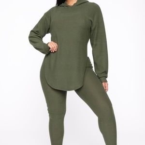 Cutting Corners Legging Set - Olive